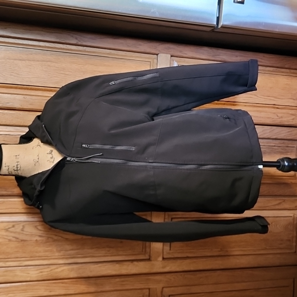 Men's hooded jacket size Medium